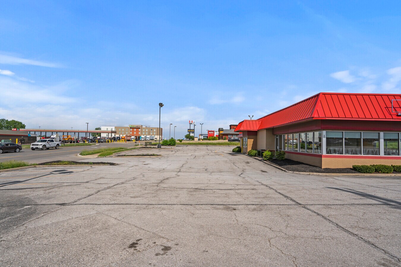 401 S Broadway, Oak Grove, MO 64075