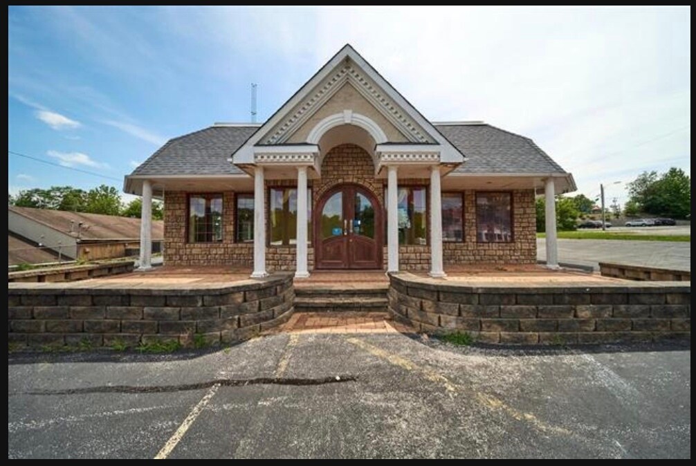 607 Happy Valley Rd, Glasgow, KY for sale Building Photo- Image 1 of 1