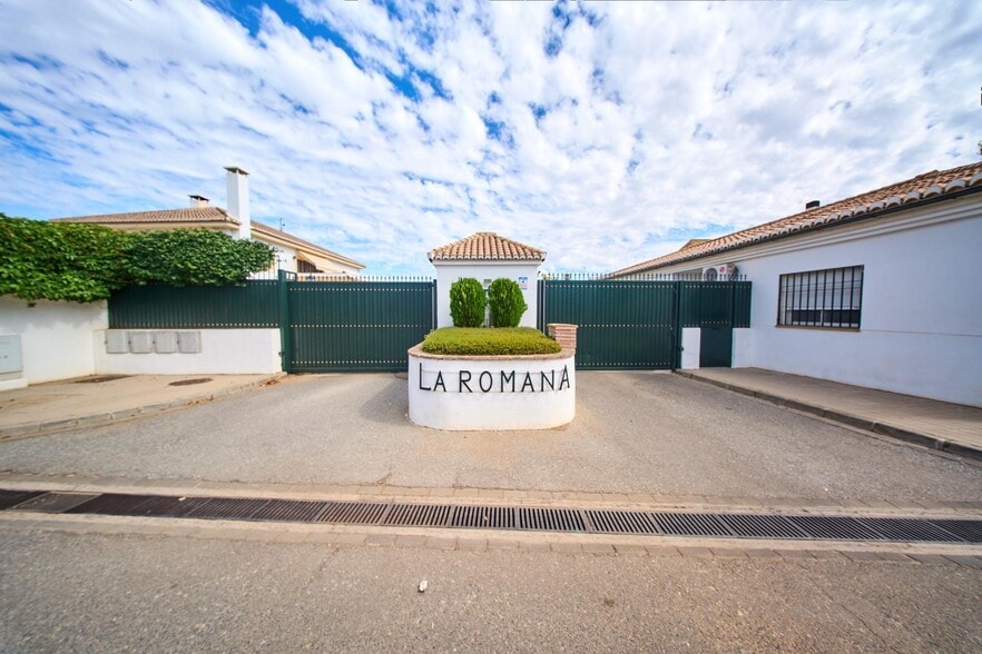 de la Romana, 5, Vegas del Genil, Granada for sale - Building Photo - Image 3 of 20