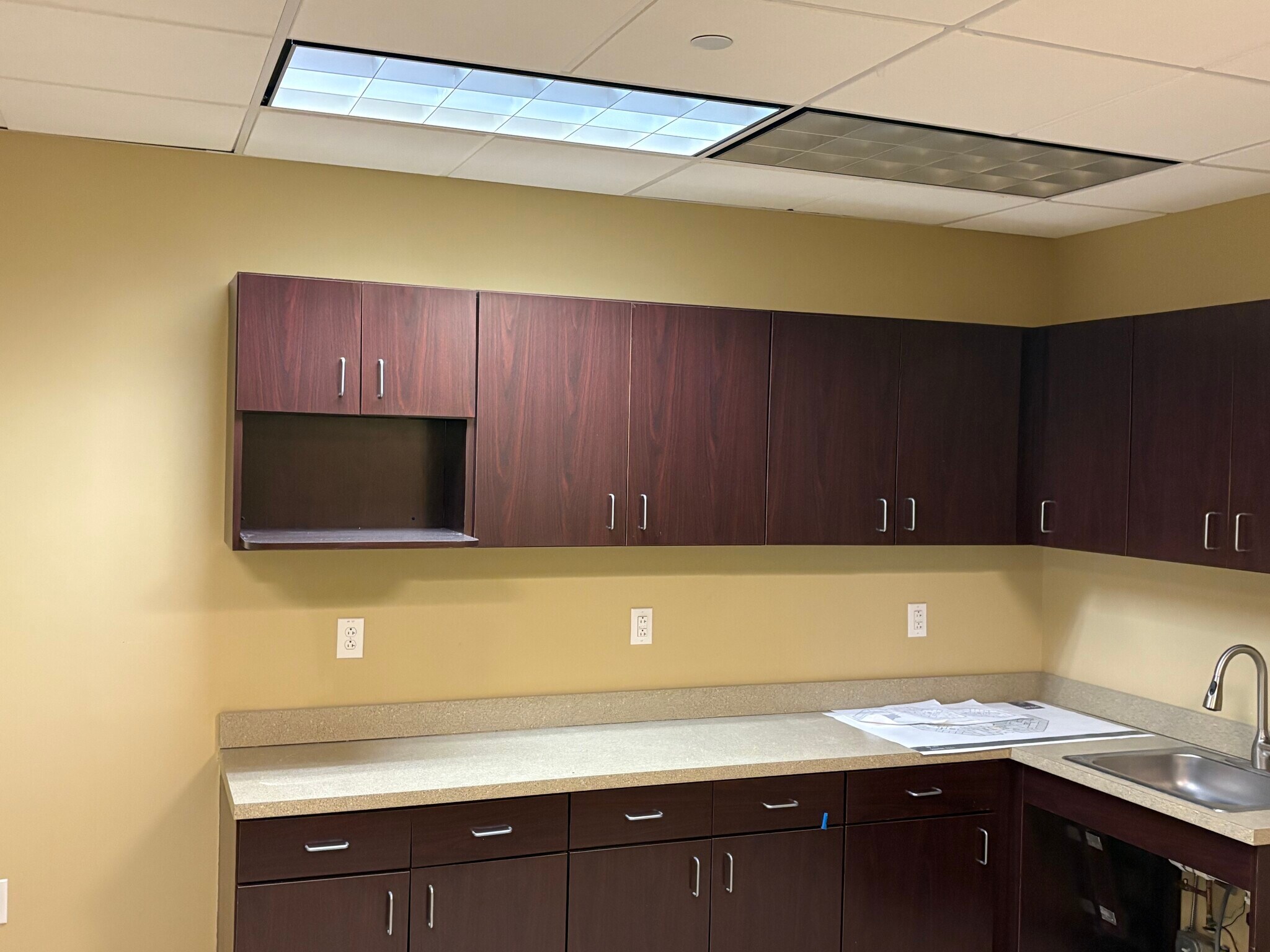 200 Lake Dr E, Cherry Hill, NJ for lease Interior Photo- Image 1 of 1