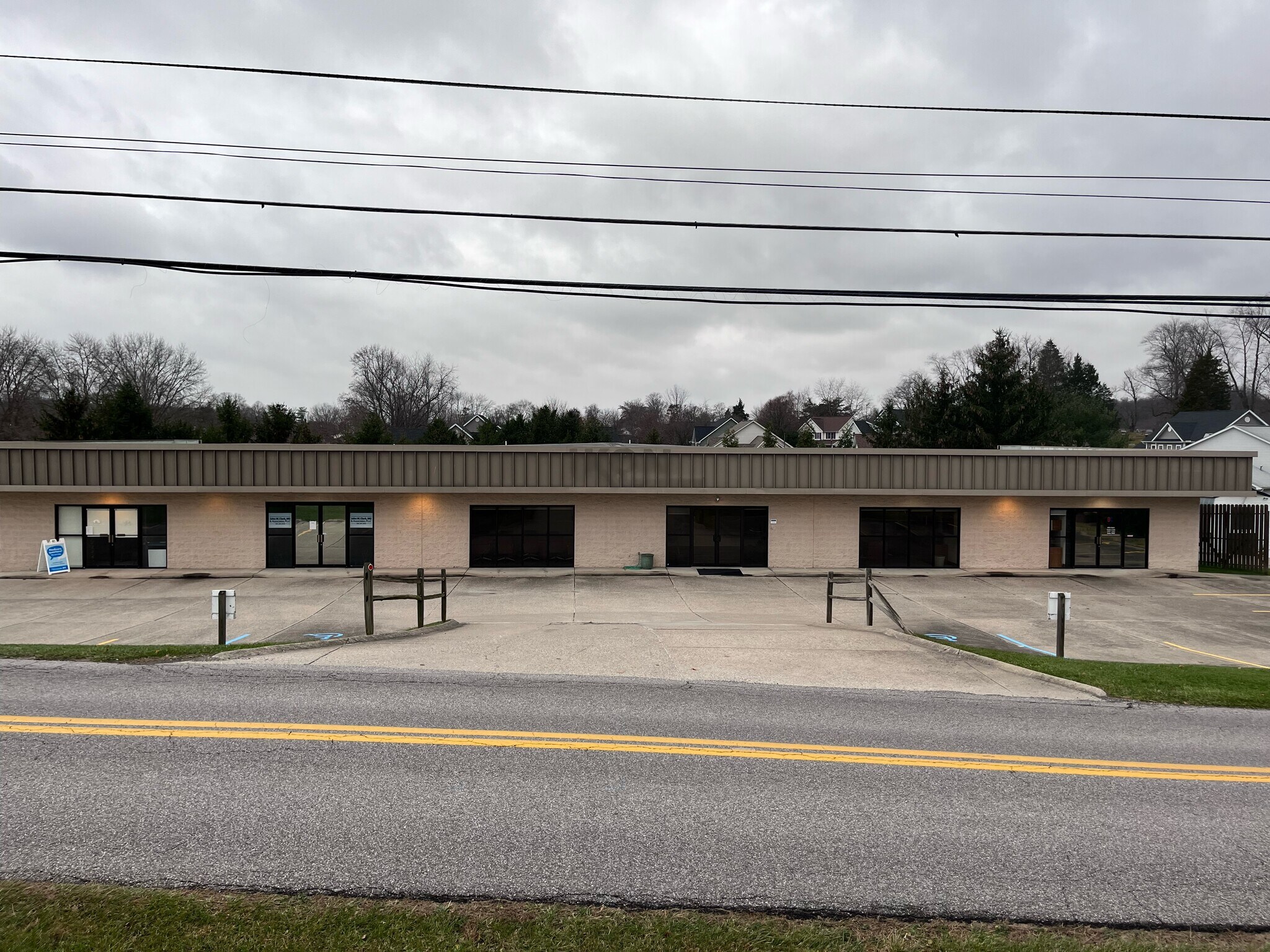 3006 Mount Vernon Rd, Hurricane, WV for lease Building Photo- Image 1 of 7