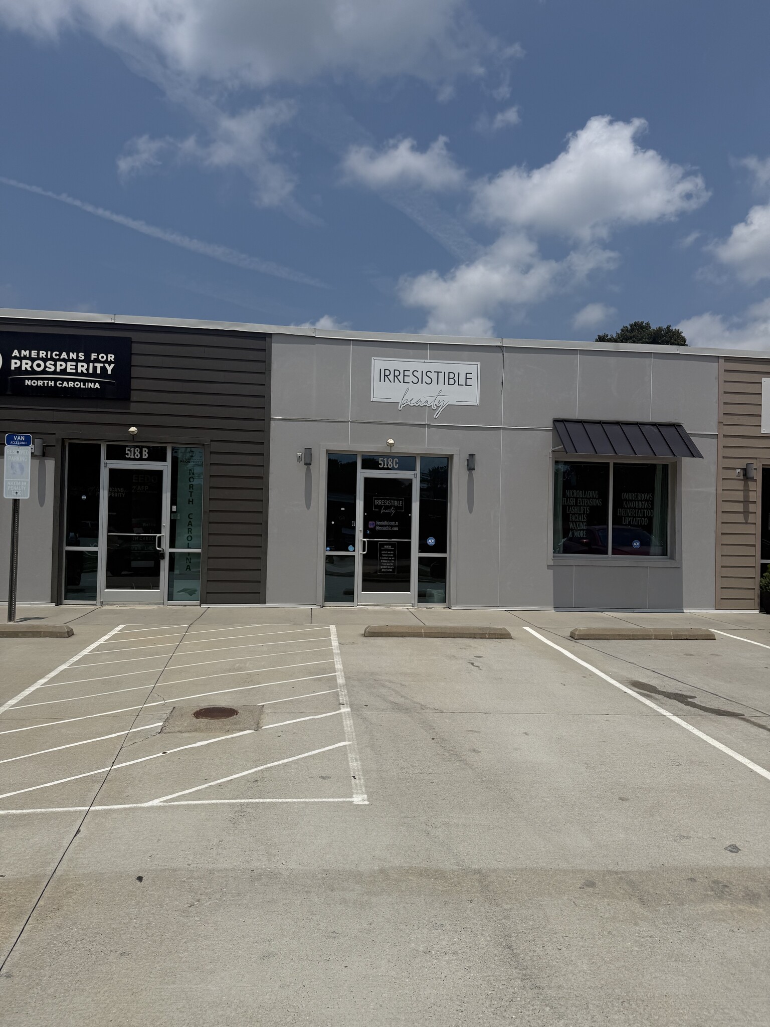 518 N Spring St, Greensboro, NC for lease Interior Photo- Image 1 of 5