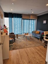 1554 W Hollywood Ave, Chicago, IL for lease Interior Photo- Image 1 of 5