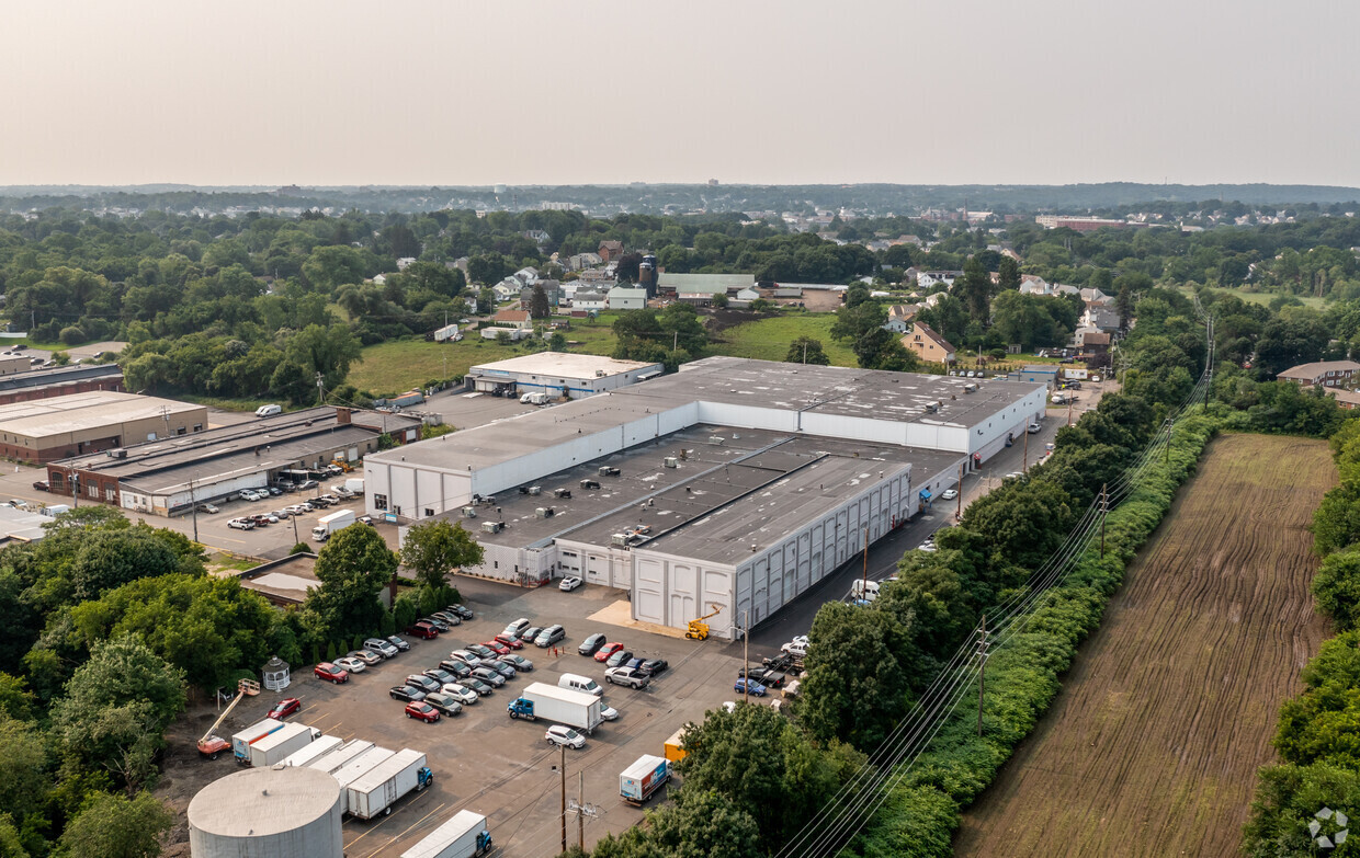 58 Pulaski Rear St, Peabody, MA for lease Building Photo- Image 1 of 9