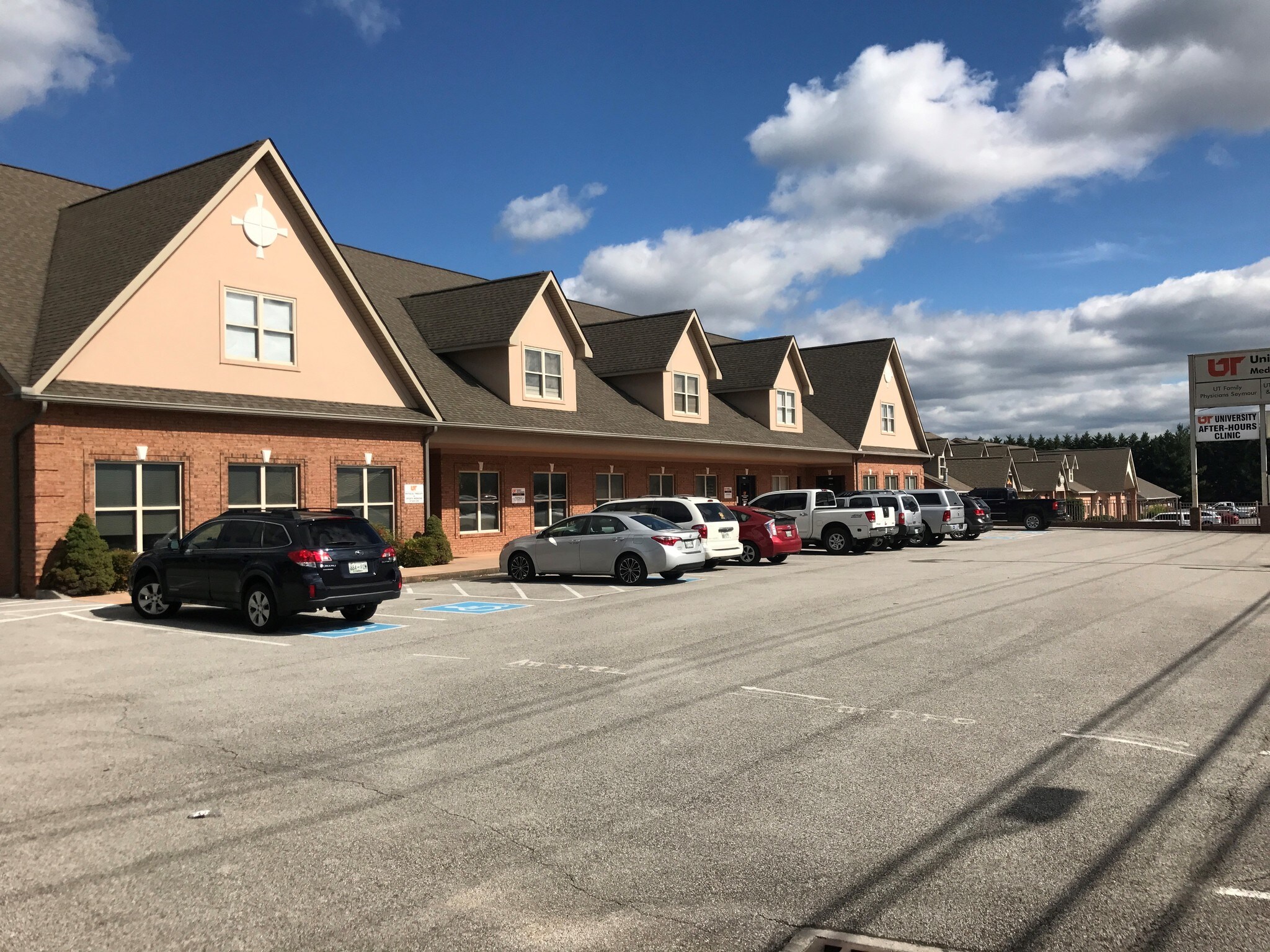 11606 Chapman Hwy, Seymour, TN 37865 Office for Sale