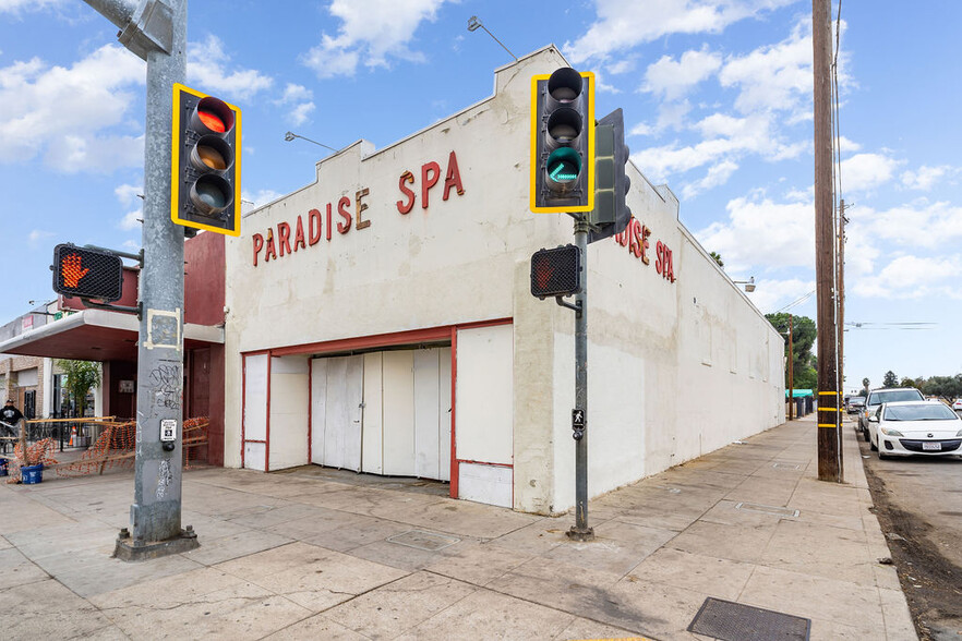 919 N Chester Ave, Bakersfield, CA for sale - Building Photo - Image 2 of 32