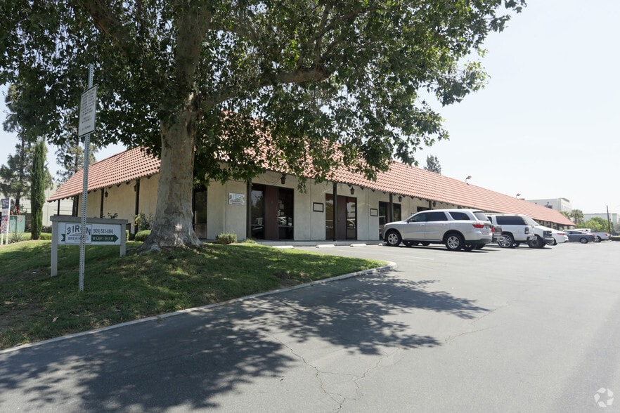 898 Via Lata, Colton, CA for sale - Primary Photo - Image 1 of 1