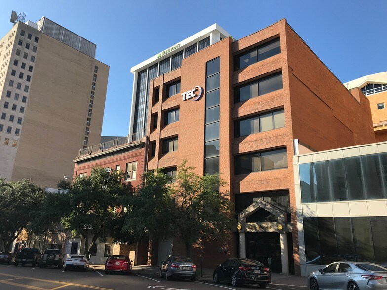 236 E Capitol St, Jackson, MS 39201