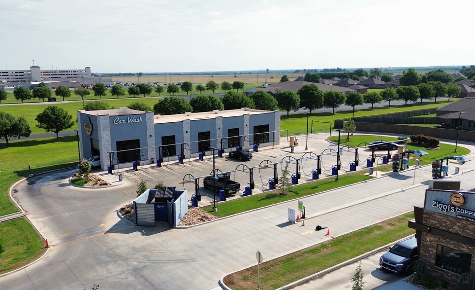 2196 N Main St, Newcastle, OK for sale - Building Photo - Image 1 of 1