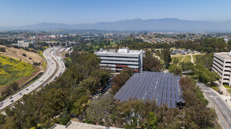 Los Angeles Corporate Center - Convenience Store