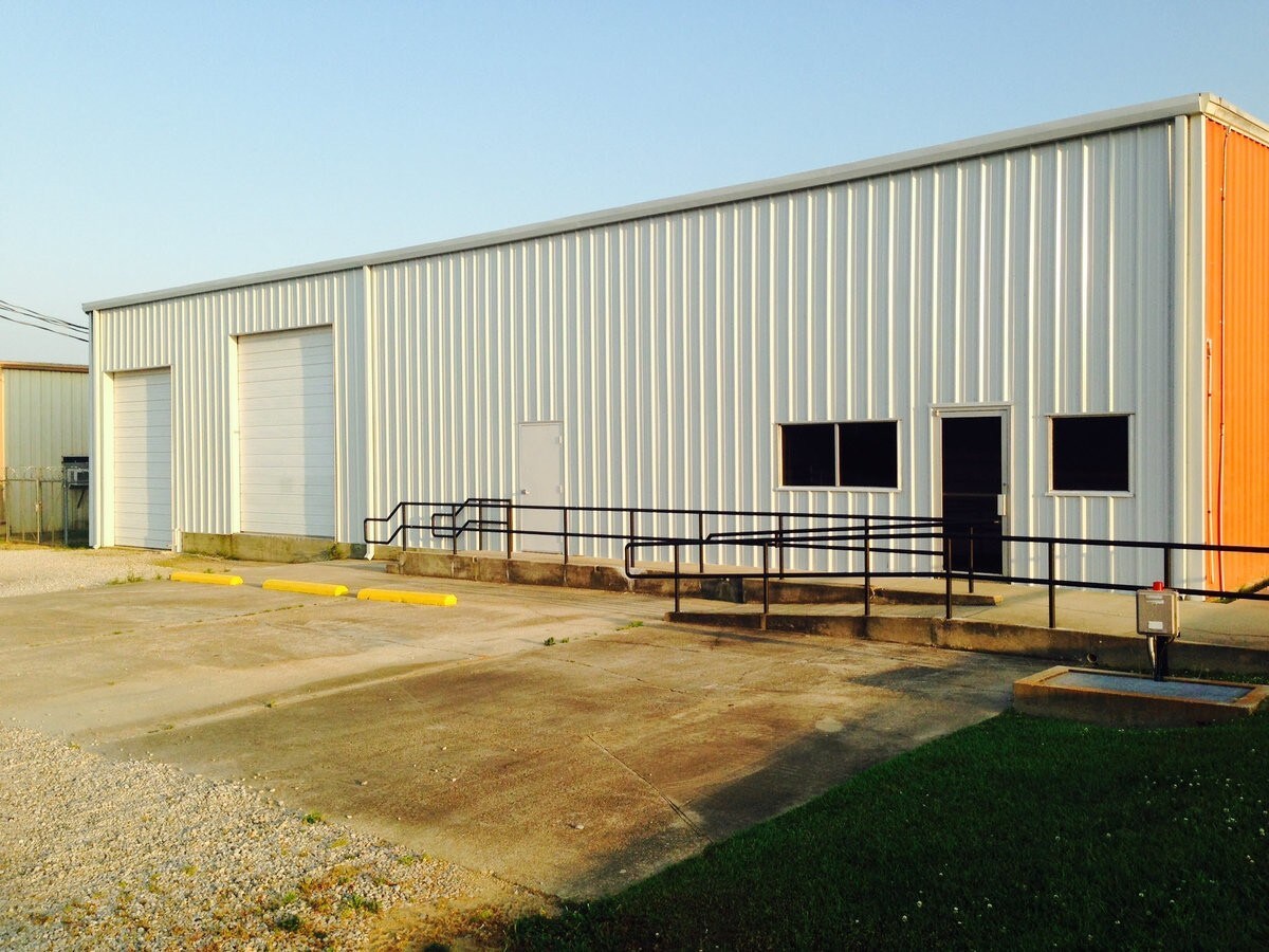 301 W Pont Des Mouton Rd, Lafayette, LA 70507