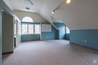 109 Colon St, Beverly, MA for lease Interior Photo- Image 1 of 12