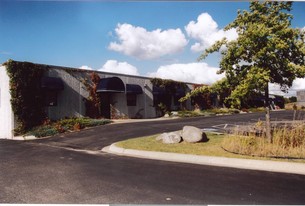 Pioneer Creek Building - Warehouse