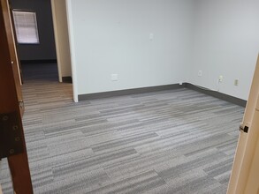 720-722 E Fletcher Ave, Tampa, FL for lease Interior Photo- Image 1 of 5