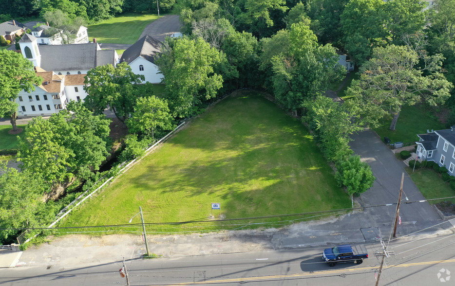 142-150 Main St, Terryville, CT for sale - Primary Photo - Image 1 of 2