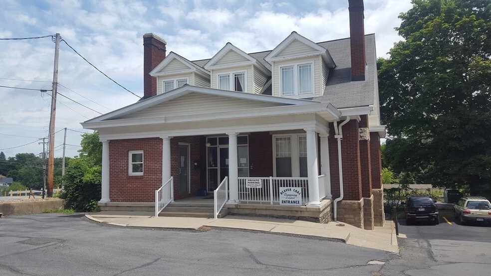 115 1/2 S Kanawha St, Beckley, WV 25801