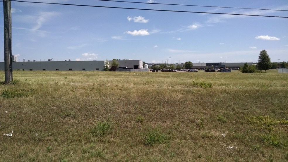 10601 N 2nd St, Machesney Park, IL for sale - Primary Photo - Image 1 of 1