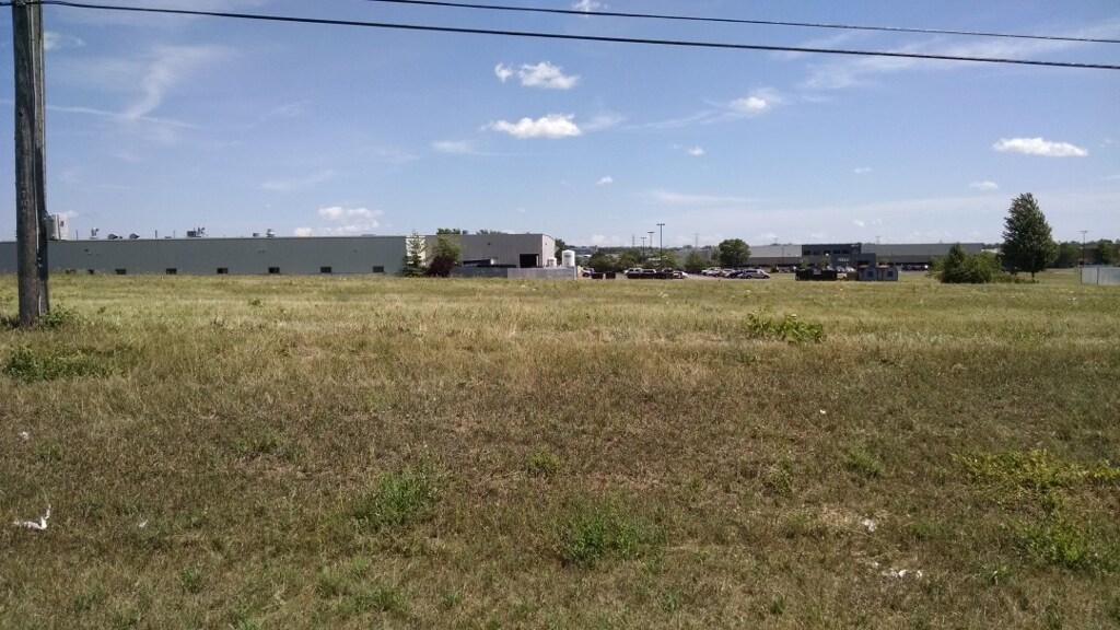 10601 N 2nd St, Machesney Park, IL for sale Primary Photo- Image 1 of 1