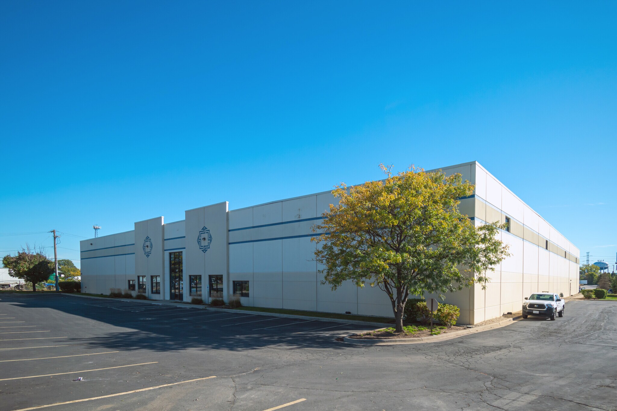 11697 W Grand Ave, Northlake, IL for lease Building Photo- Image 1 of 7