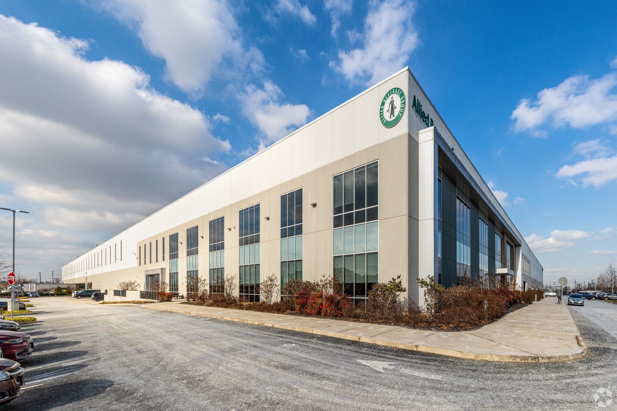 700 Kapkowski Rd, Elizabeth, NJ for sale Primary Photo- Image 1 of 1