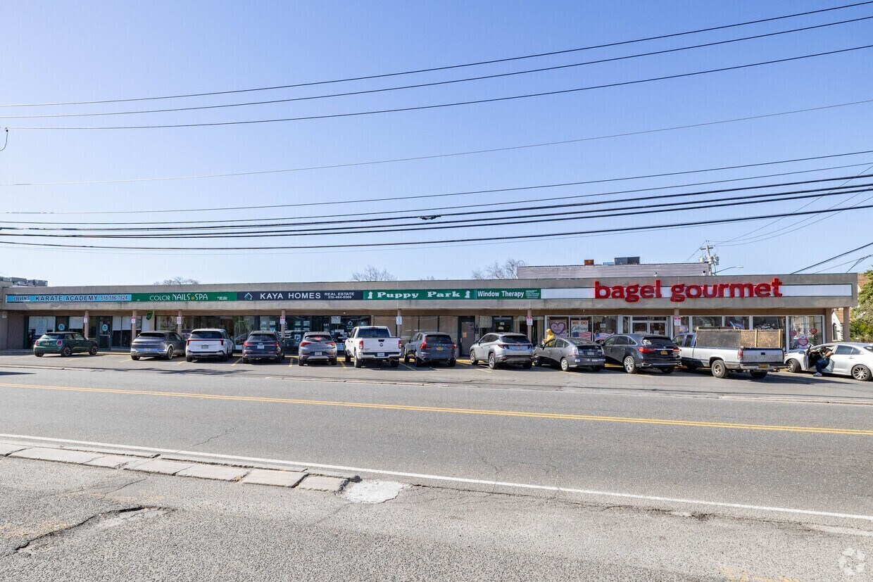 131 Main St, East Rockaway, NY for lease Building Photo- Image 1 of 24