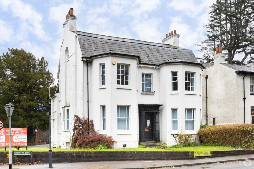 107 Bell St, Reigate for lease - Primary Photo - Image 1 of 2