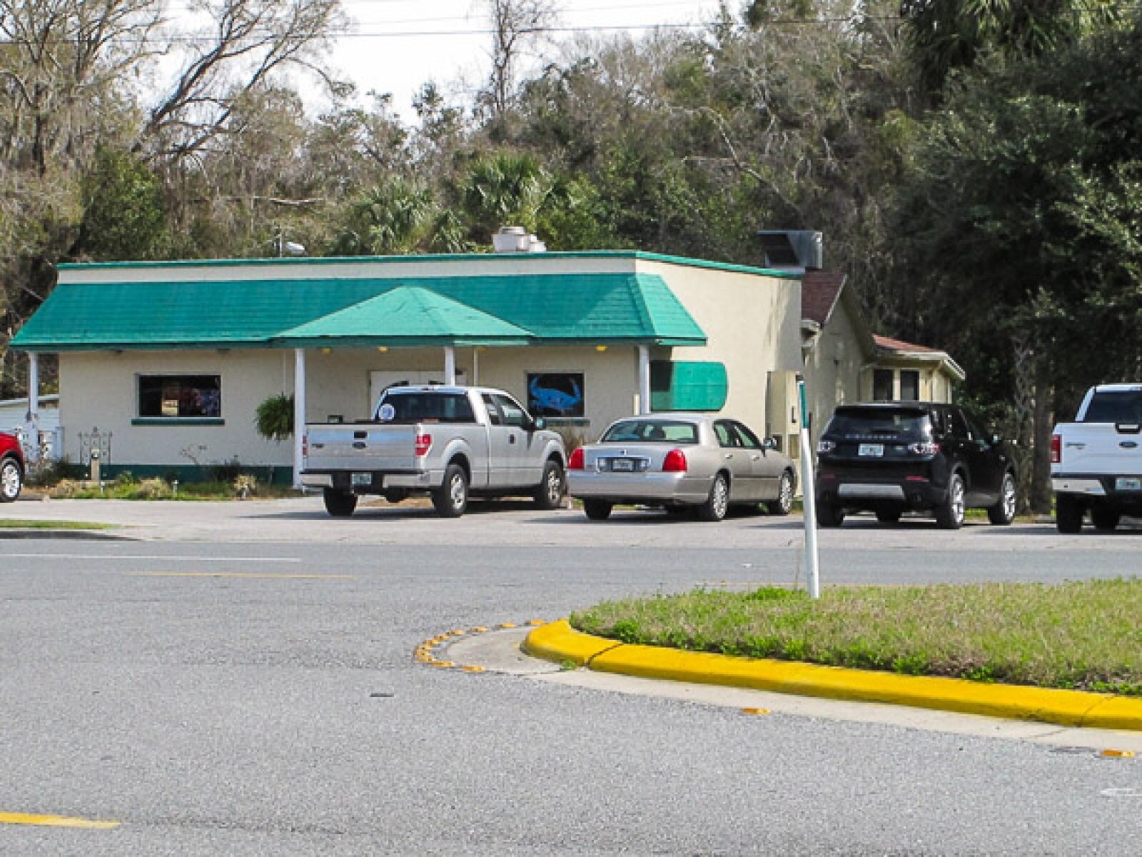 137 US Highway 19 S, Inglis, FL for sale Primary Photo- Image 1 of 1