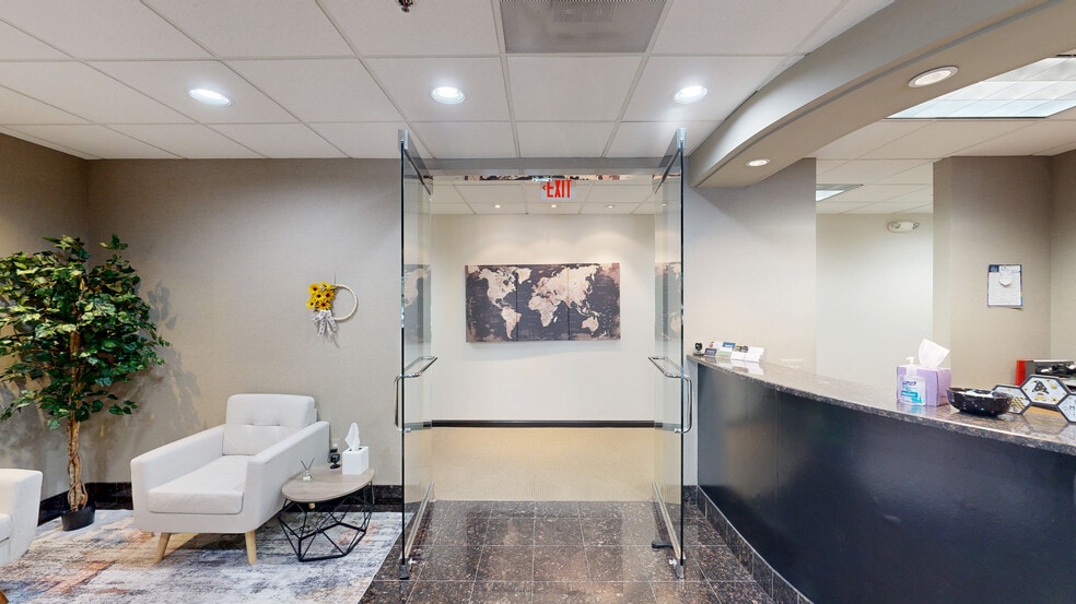 40900 Woodward Ave, Bloomfield Hills, MI for lease - Matterport 3D Scan - Image 2 of 21