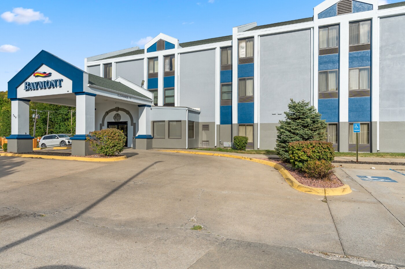 740 Iowa St, Lawrence, KS for sale Building Photo- Image 1 of 1