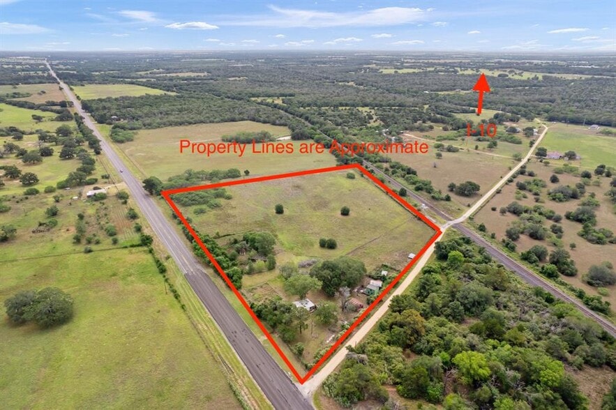10843 US Highway 90 W, Harwood, TX for sale - Primary Photo - Image 1 of 2