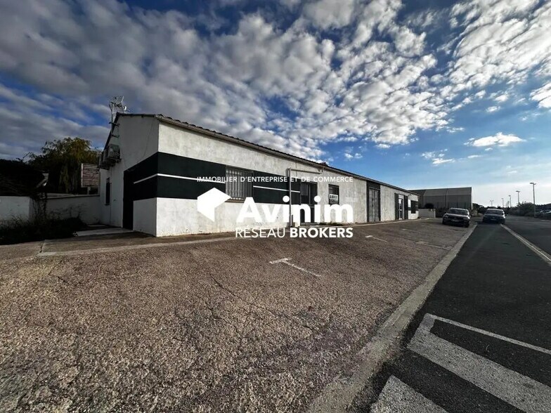 Retail in Magalas for sale - Building Photo - Image 1 of 2