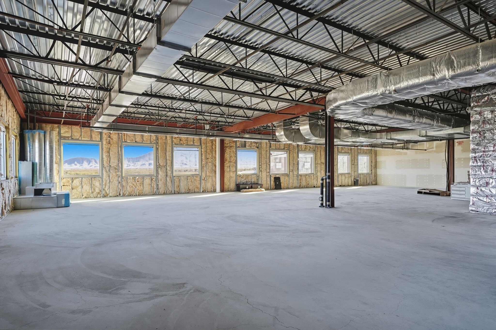 5750 E Highway 90, Sierra Vista, AZ for lease Interior Photo- Image 1 of 2