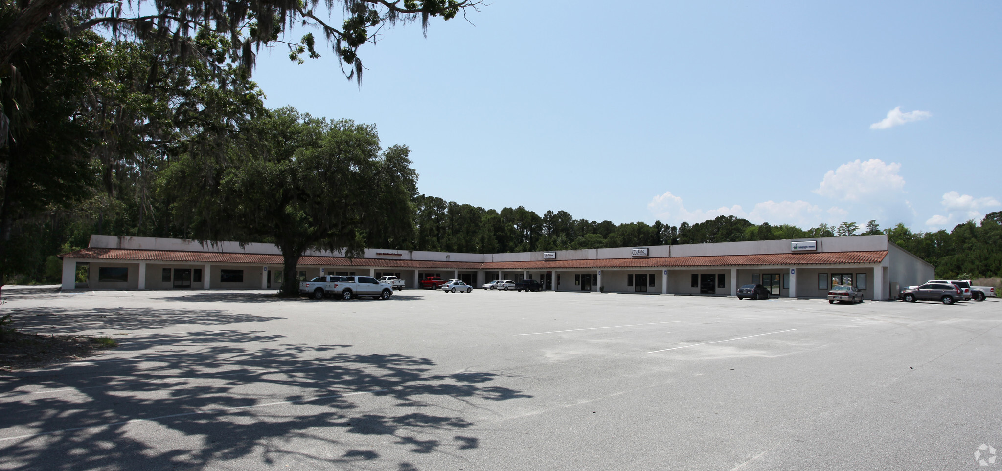 100-172 Cornerstone Dr, Brunswick, GA for sale Primary Photo- Image 1 of 1