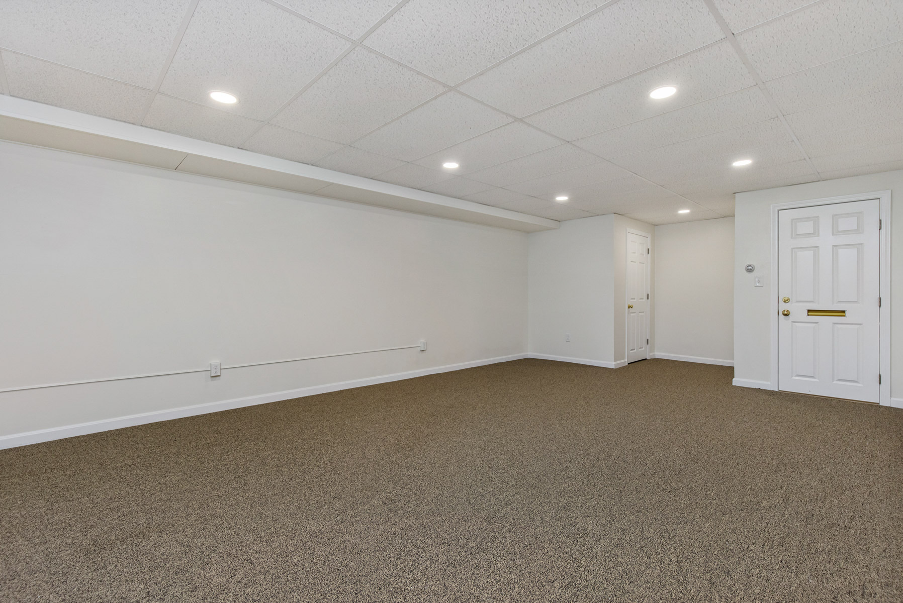 35-41 W Main St, Georgetown, MA for lease Interior Photo- Image 1 of 8