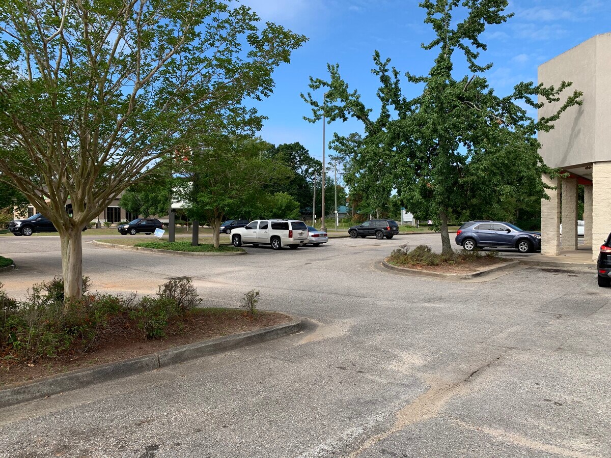 2420 Dawes Rd, Mobile, AL 36695