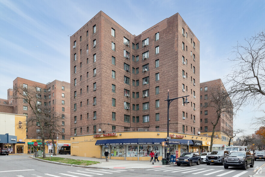 1410-1491 Metropolitan Ave, Bronx, NY for lease - Building Photo - Image 3 of 7