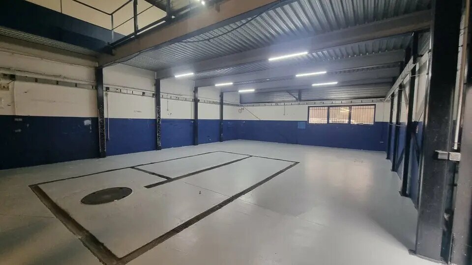 29 Rue François De Tessan, Ozoir-la-Ferrière for lease - Interior Photo - Image 3 of 32