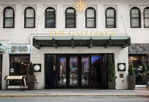 The Gallivant Times Square - Pub