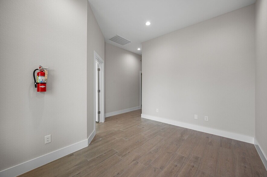 2951 FM 1460, Georgetown, TX for lease - Building Photo - Image 3 of 19