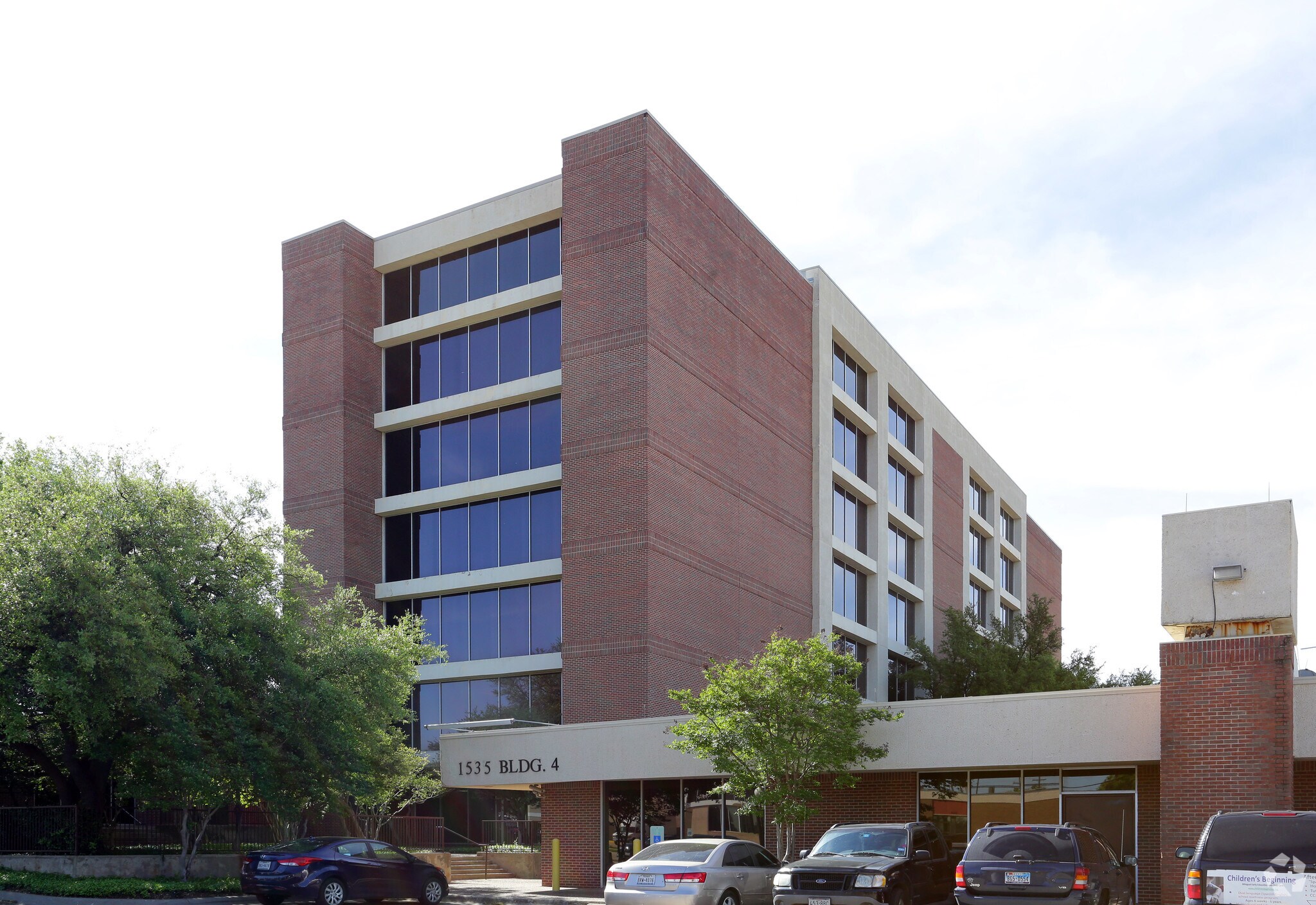 1545 W Mockingbird Ln, Dallas, TX for sale Building Photo- Image 1 of 1