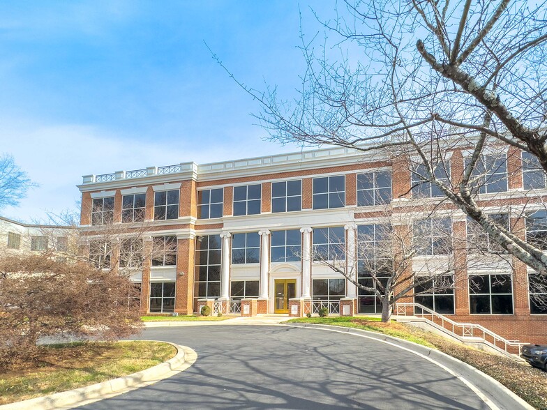 200 Providence Rd, Charlotte, NC for lease - Building Photo - Image 1 of 10