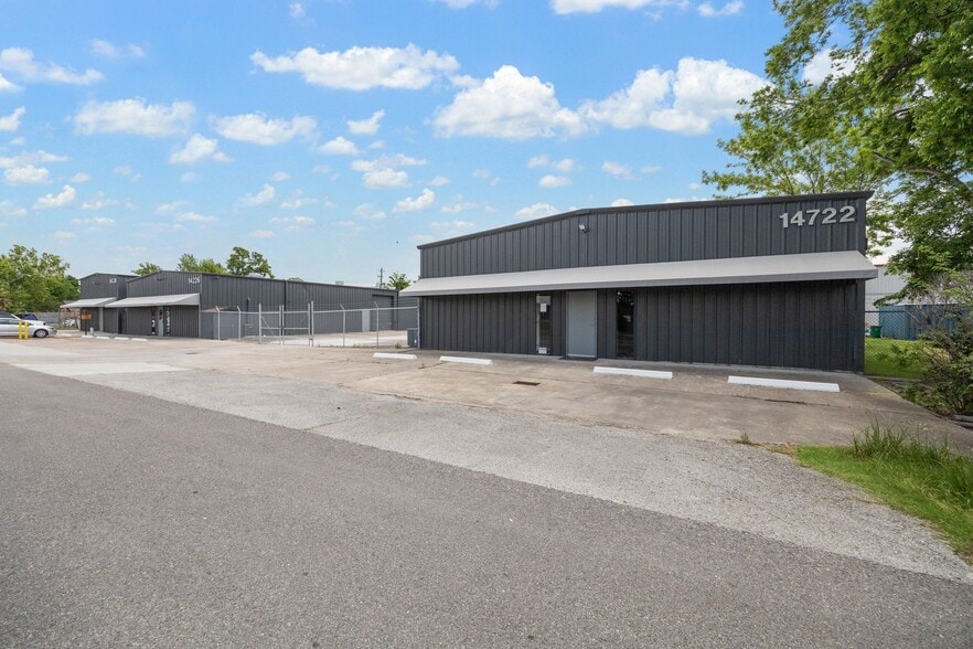 14722 Regnal St, Houston, TX for lease - Building Photo - Image 1 of 3