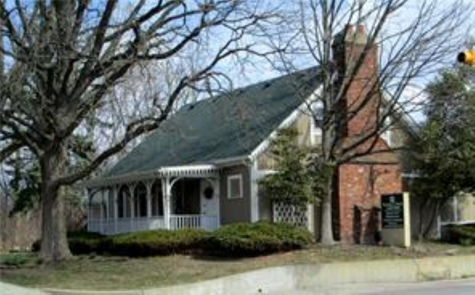 2124 E Hanna Ave, Indianapolis, IN 46227