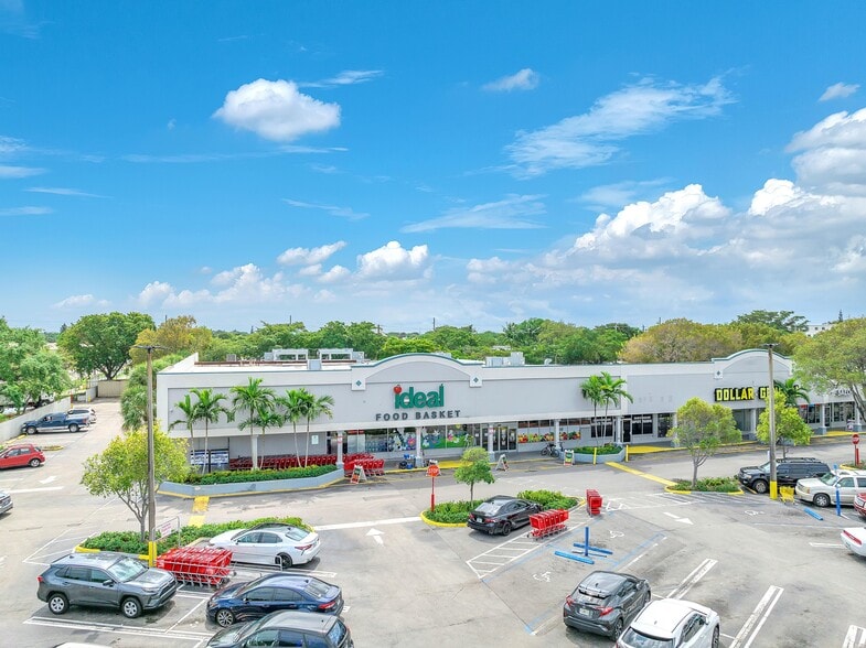 904-1048 E Sample Rd, Pompano Beach, FL for lease - Building Photo - Image 2 of 21