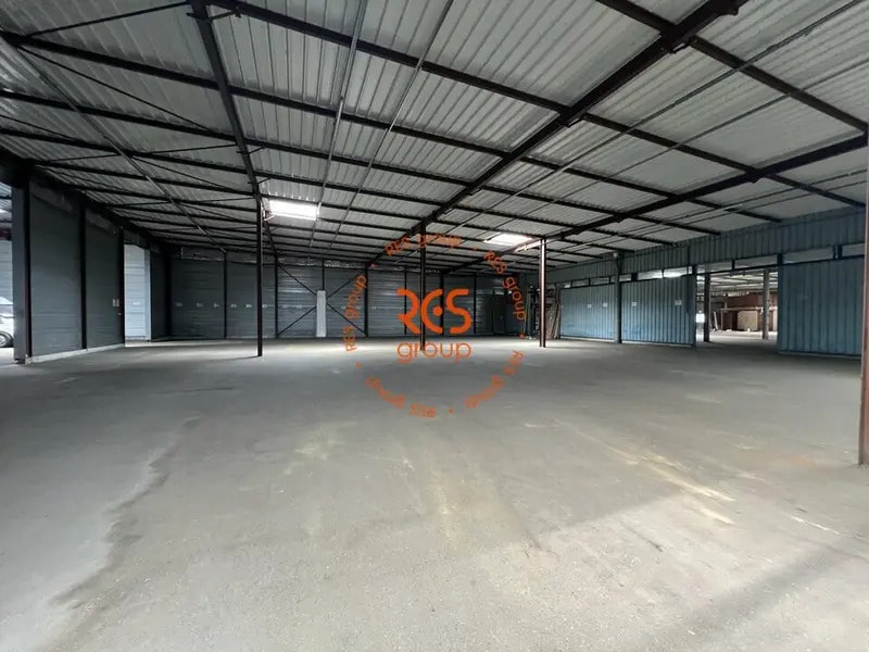 Vente Entrepôt 2 853 m² - Photo 1