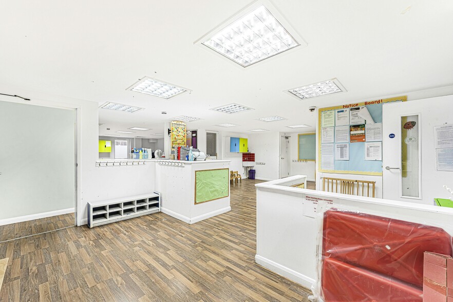 35-41 Lea Bridge Rd, London for lease - Interior Photo - Image 3 of 38