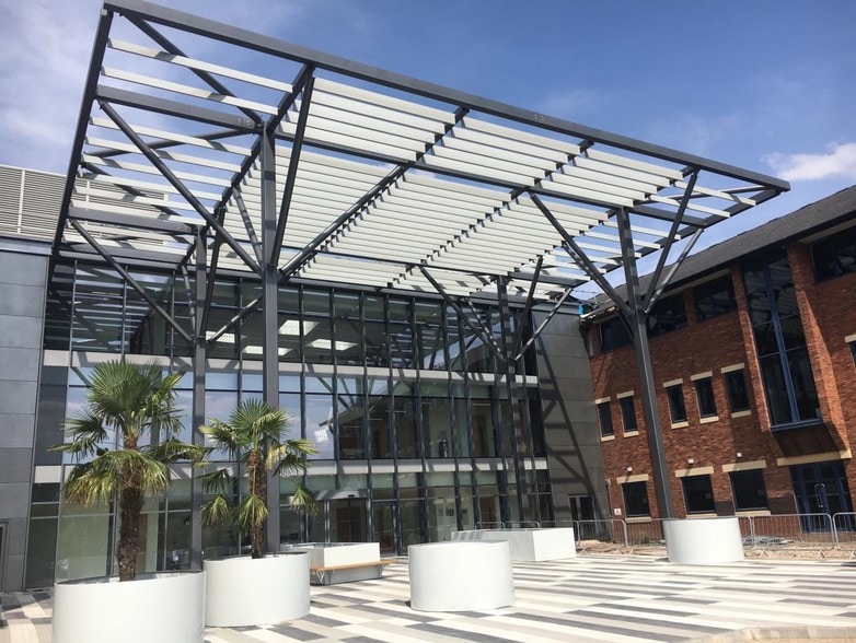 Olympus Av, Warwick for sale - Primary Photo - Image 1 of 1