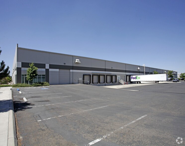 755 Lillard Dr, Sparks, NV for sale - Primary Photo - Image 1 of 1