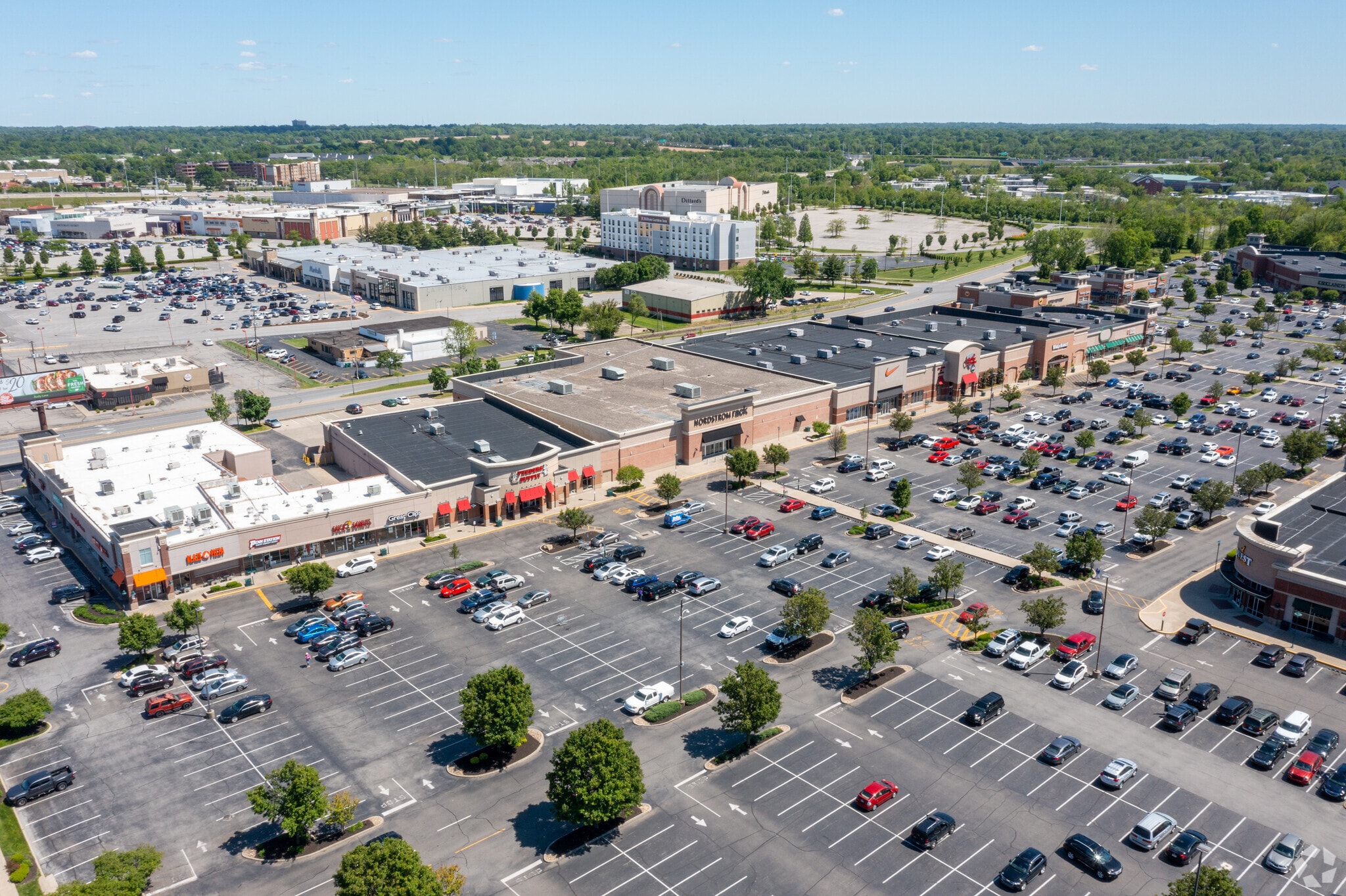 4600 Shelbyville Rd, Louisville, KY 40207 - Shelbyville Road Plaza