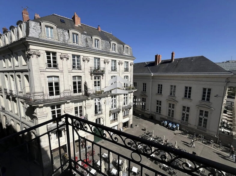 Office in Nantes for sale - Building Photo - Image 3 of 4